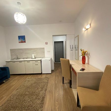 Pension Mora Cluj-Napoca Exteriör bild