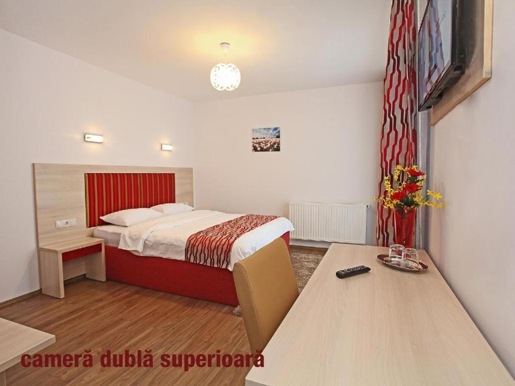 Pension Mora Cluj-Napoca Exteriör bild