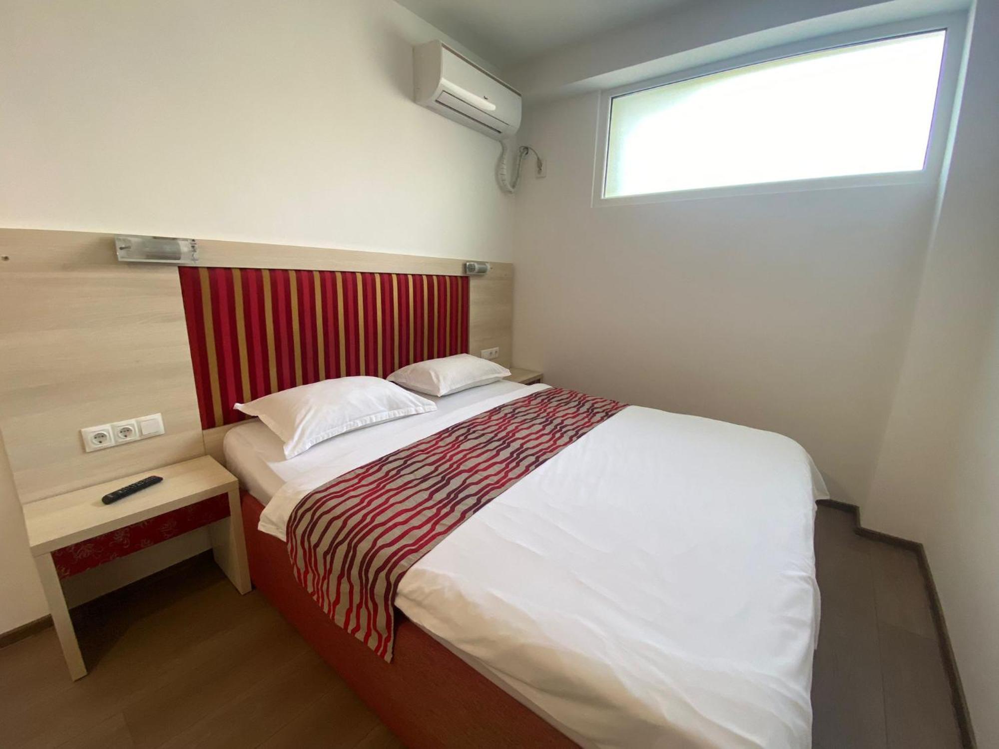 Pension Mora Cluj-Napoca Exteriör bild