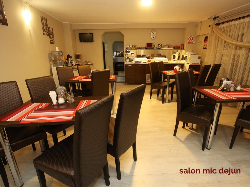 Pension Mora Cluj-Napoca Exteriör bild